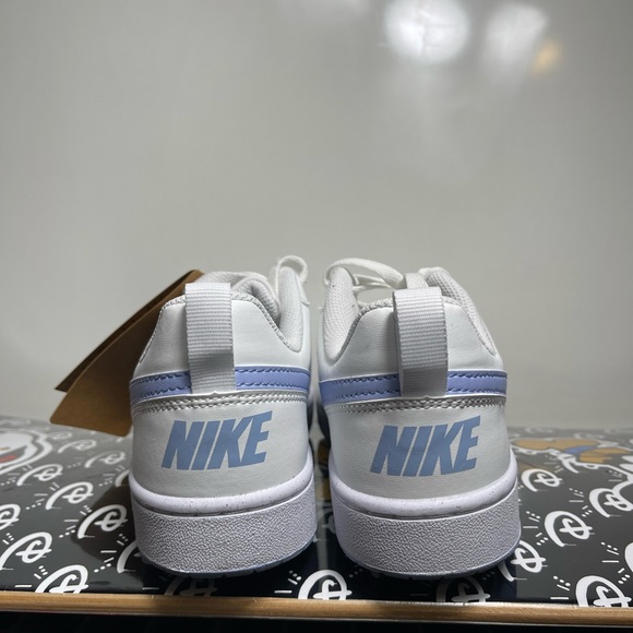 Sold - Picture 3 of 7